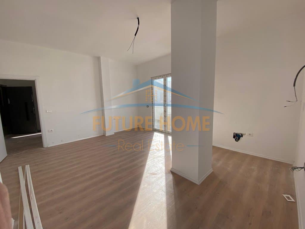 Shitet Apartament 1+1 Astir 2