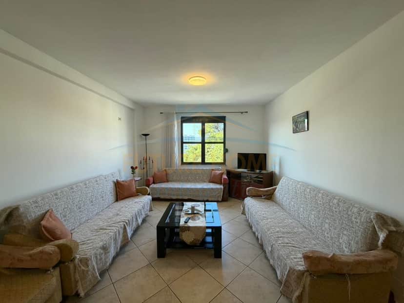 Shitet, Apartament 2+1, Kinostudio, Tiranë. 1