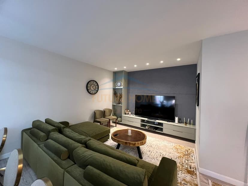 Shitet, Apartament 2+1+2 me Depo + Post Parkimi, Rruga Jordan Misja, Tirane. 1