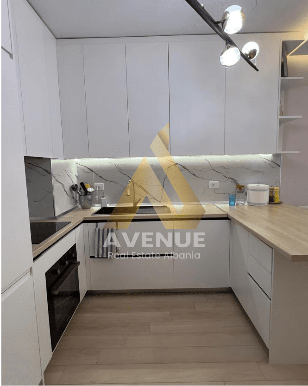 SHITET APARTAMENT 2+1 , PRANE RRETHIT TE ULLIRIT, KAMEZ 3