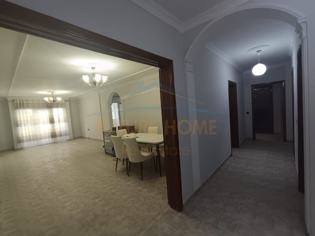 Shitet, Apartament 3+1+3, Rruga Dritan Hoxha, Tiranë 1