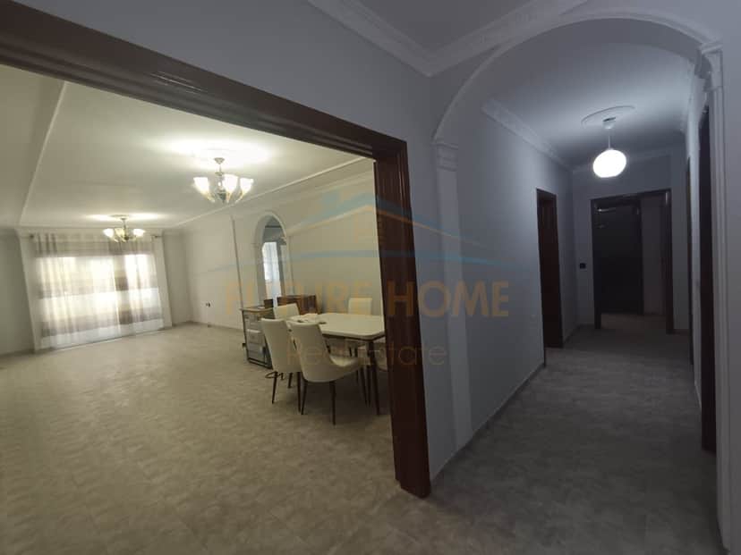 Shitet, Apartament 3+1+3, Rruga Dritan Hoxha, Tiranë 1