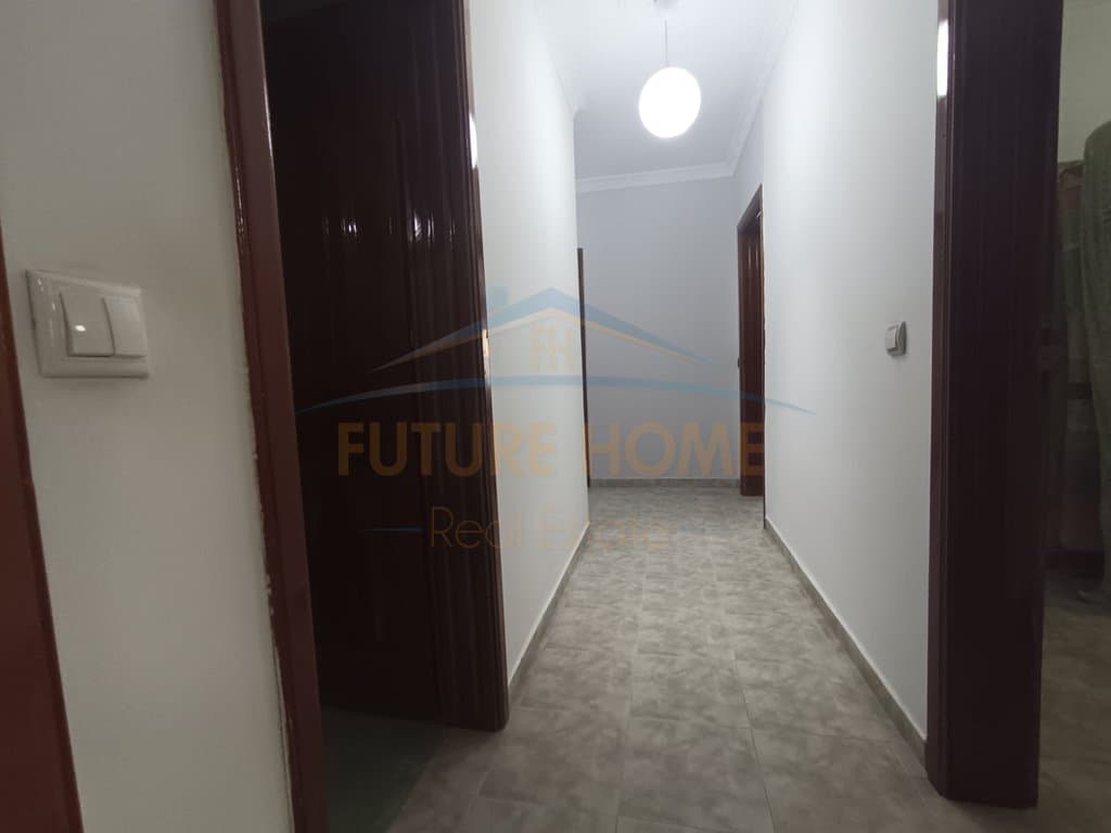 Shitet, Apartament 3+1+3, Rruga Dritan Hoxha, Tiranë 4