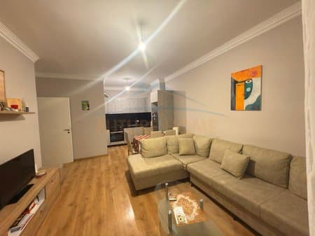 Shitet, Apartament 1+1, Unaza e Re, Tiranë 1