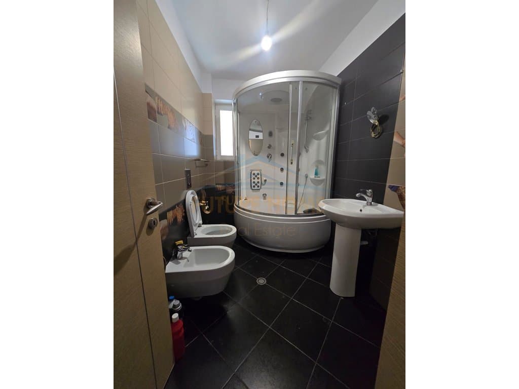 Shitet, Apartament 2+1, Fusha e Aviacionit Orange72041
