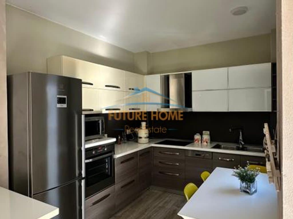 Shitet,Apartament 2+1, Selitë, Tiranë 5
