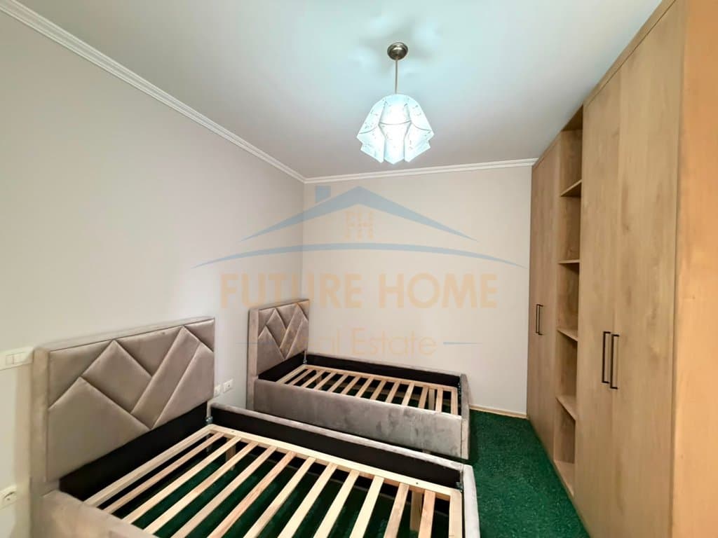 Shitet, Apartament 2+1+2, Yzberisht 1