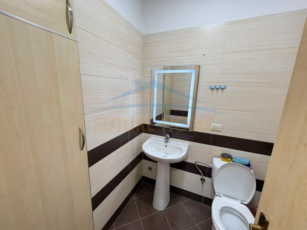 Shitet, Apartament 2+1+2, Yzberisht 4