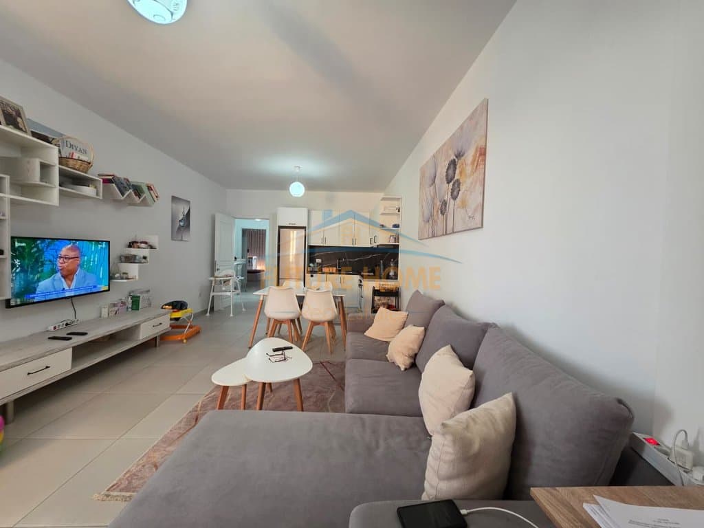 Qera,Apartament 2+1+post parkimi tek Kompleksi ASL 5