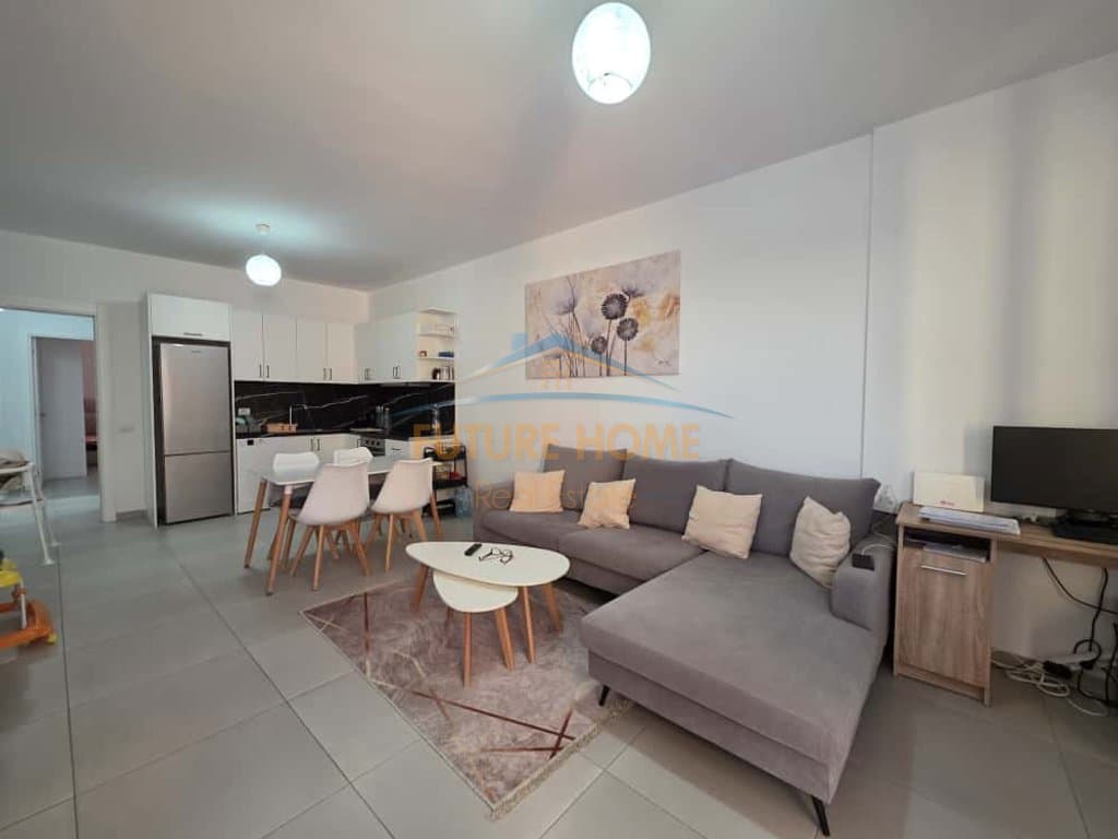 Qera,Apartament 2+1+post parkimi tek Kompleksi ASL 4