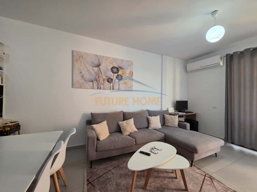 Qera,Apartament 2+1+post parkimi tek Kompleksi ASL 3