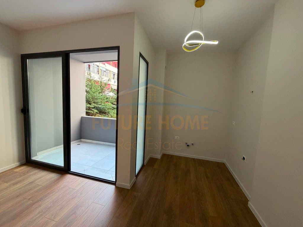 Shitet, Apartament 1+1, Unaza e Re 3