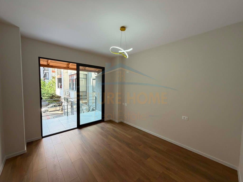 Shitet, Apartament 1+1, Unaza e Re 1