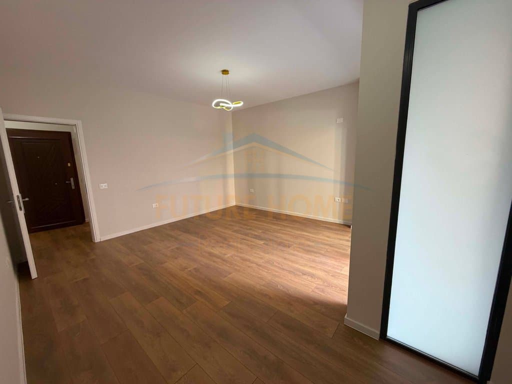 Shitet, Apartament 1+1, Unaza e Re 4