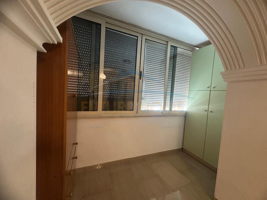 Qera, Apartament 3+1, Rruga e Durresit, Tirane 2