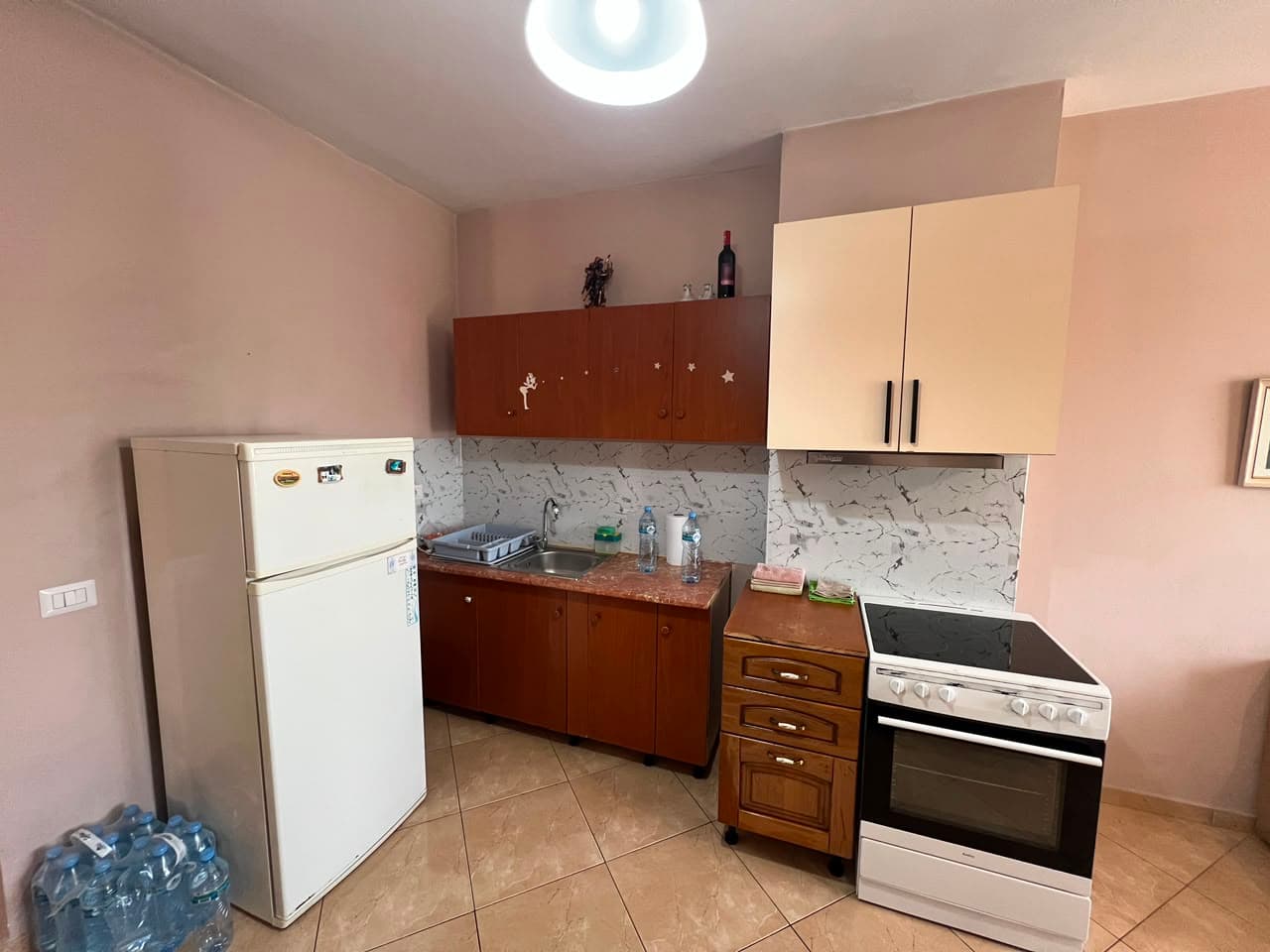 Ekskluzivisht nga Illyrian Home! Shitet Apartament 1+1 te Pazari i Ri – Ndërtim i Ri, Ballkon dhe Hipotekë 1