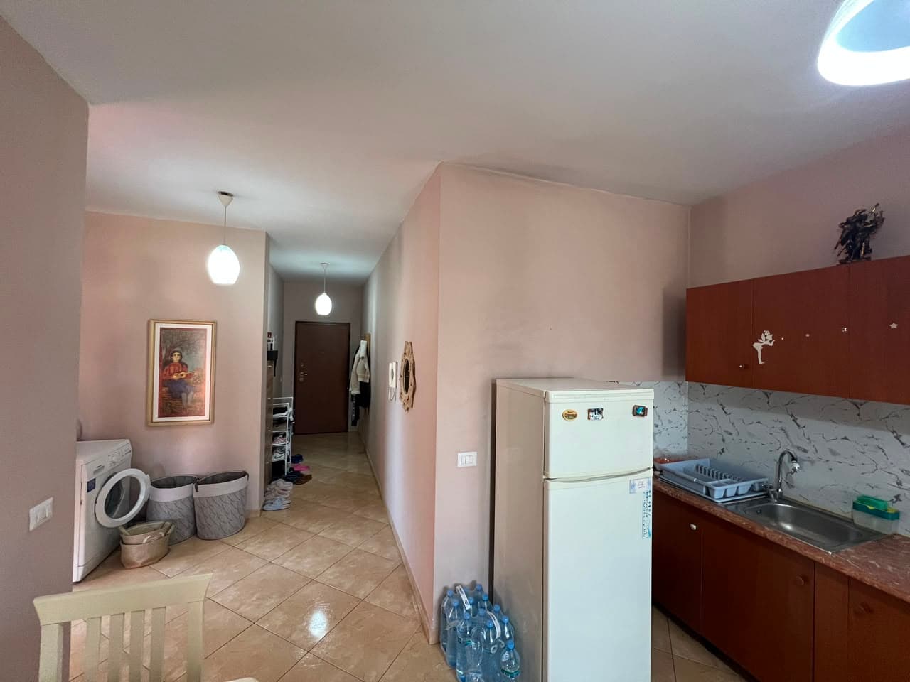 Ekskluzivisht nga Illyrian Home! Shitet Apartament 1+1 te Pazari i Ri – Ndërtim i Ri, Ballkon dhe Hipotekë 3