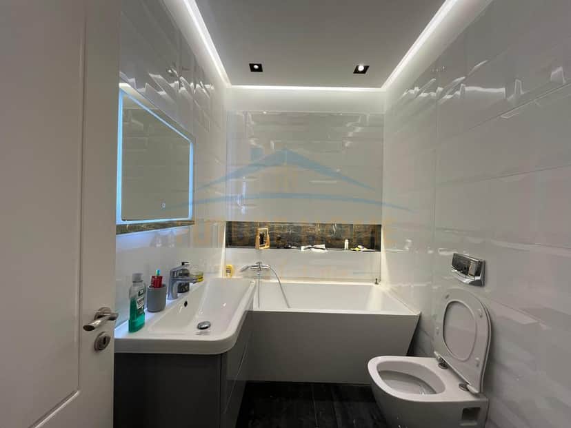 Shitet, Apartament 3+1+2+Verandë, Rezidenca FZ, Liqeni i Thatë 1