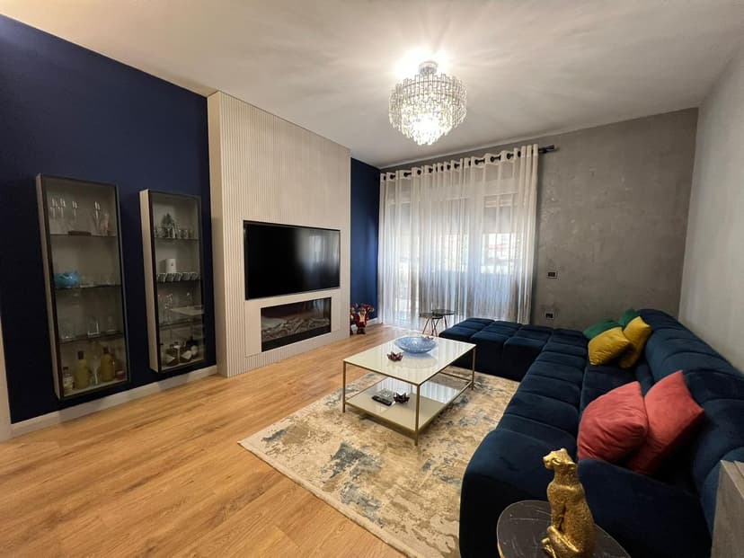Shitet, Apartament 2+1+2, Liqeni i Thate, Tirane 1