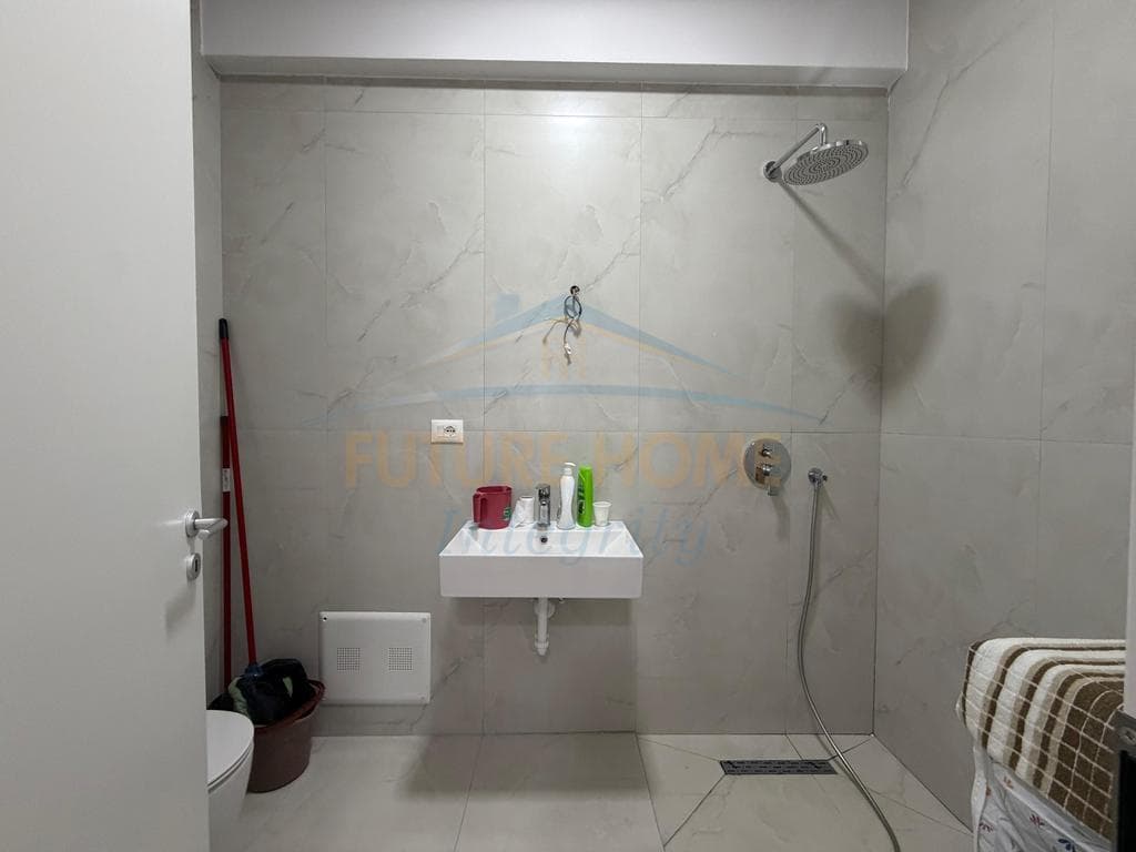 Shitet, Apartament 1+1+Post Parkimi, Rezidenca OxA, 105000 Euro 4