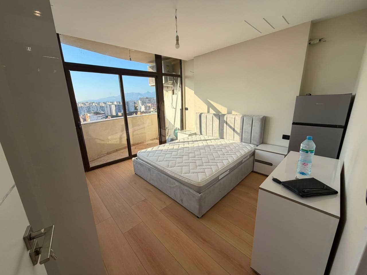 Qera, Apartament 2+1, Rruga e Kavajes, Tirane . Empire71969 2
