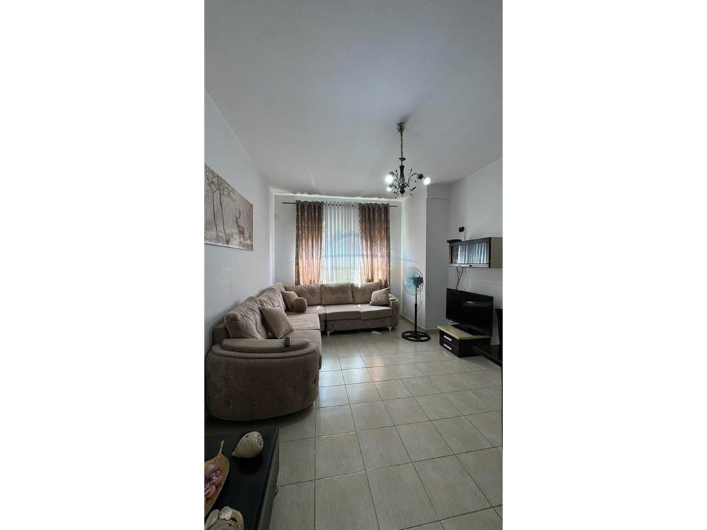 Shitet Apartament 2+1, Astir 1