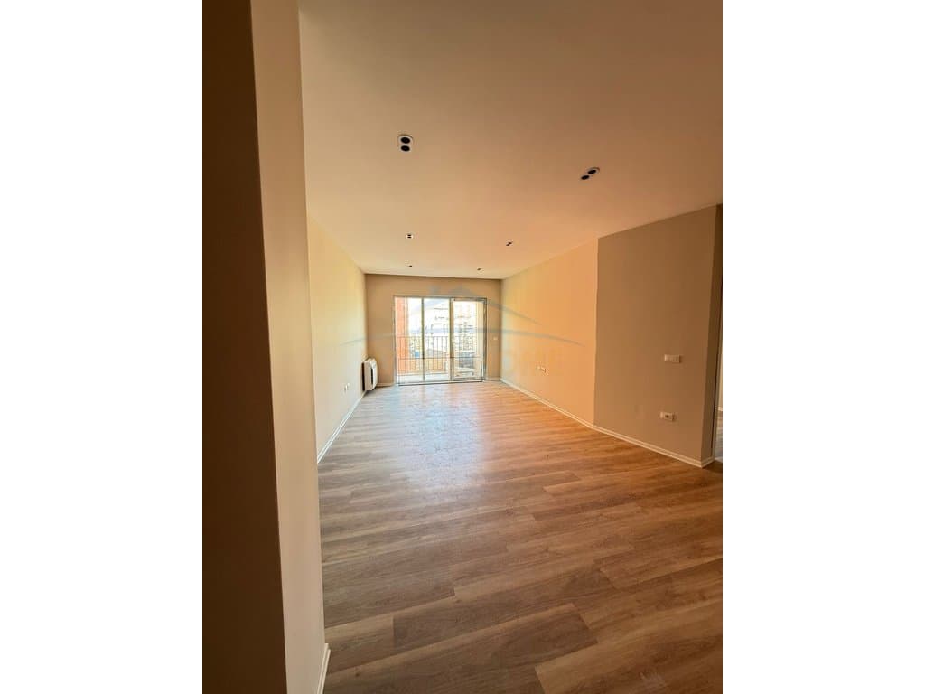 Shitet,Apartament 2+1+2,Rruga Qemal Stafa,Pazari i Ri 1