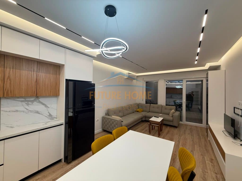 Shitet, Apartament 2+1+2, Rezidenca Erli, Tiranë