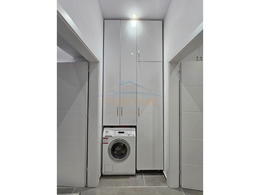 Shitet,Apartament 1+2,Selite 3