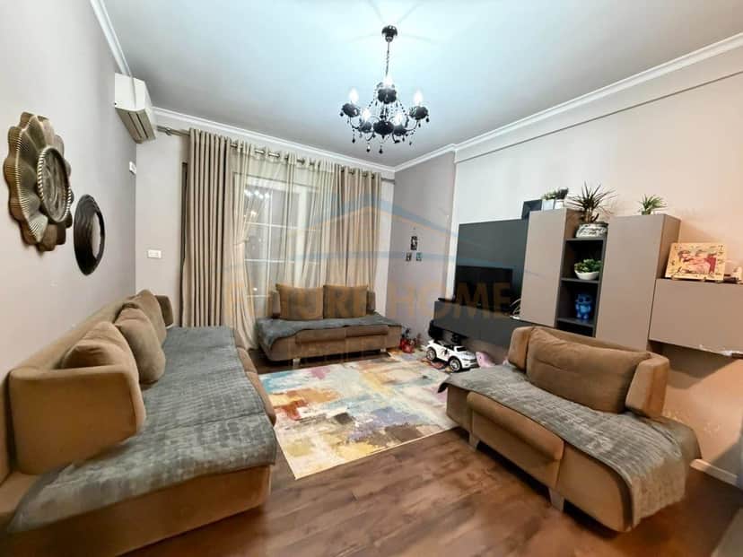 Shitet, Apartament 2+1+2, Astir, Unaza e Re 1