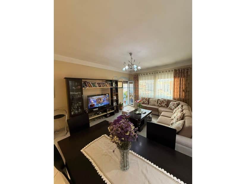 Shitet, Apartament 3+1, Unaza e Re 1