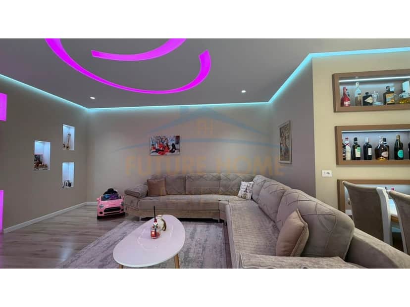 Shitet, Apartament 2+1, Unaza e Re, Tiranë 1