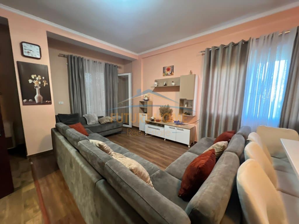 Qera, Apartament 2+1+ Post Parkimi, Ura e Institutit 1