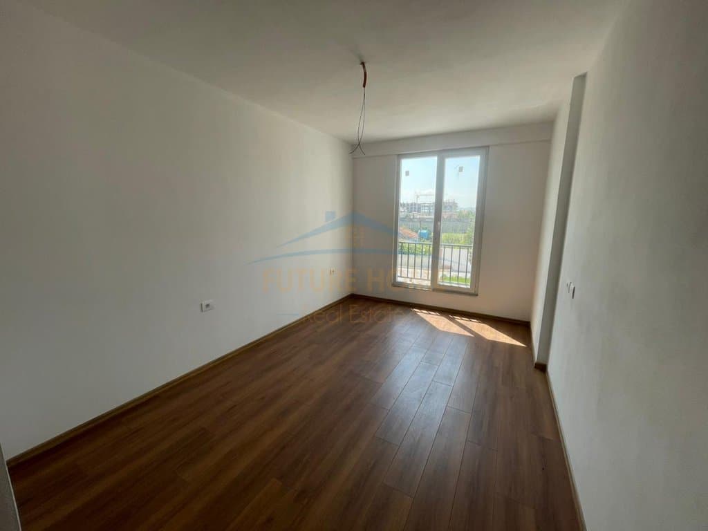 Shitet, Apartament 2+1+ Depo, Kamez, Tirane . Empire71306 3