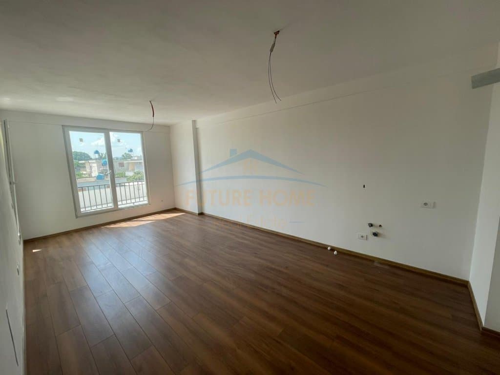 Shitet, Apartament 2+1+ Depo, Kamez, Tirane . Empire71306 1