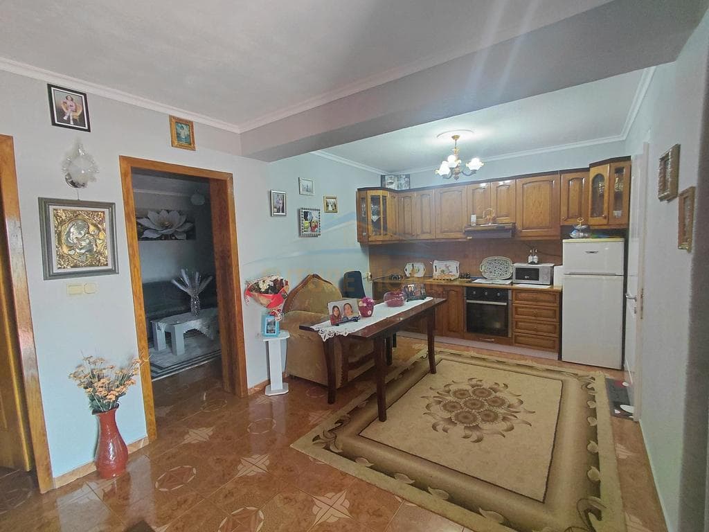 Shtëpi Private ,Potgorie 4