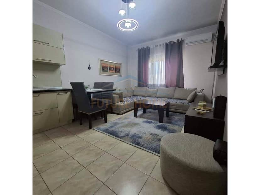 Shitet, Apartament 2+1, Rruga Astrit Losha, Unaza e Re 1