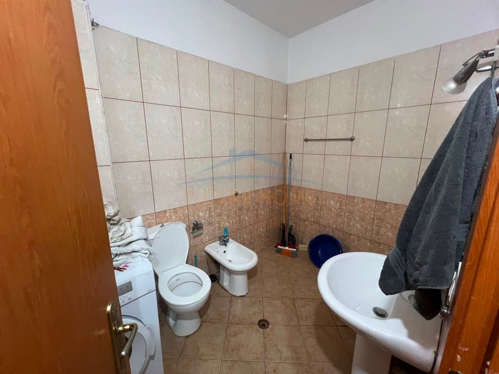 Disponojme per Qera, Apartament 1+1, Unaza e Re, Tirane 4