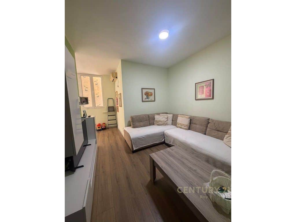 SHITET APARTAMENT 1+1+POST PARKIMI NE GOLEM ! 1