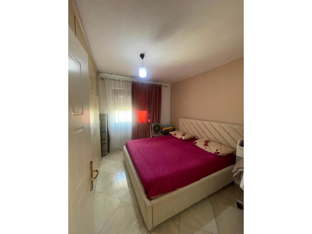 Shitet, Apartament 1+1 , Laprakë, Tirane 2