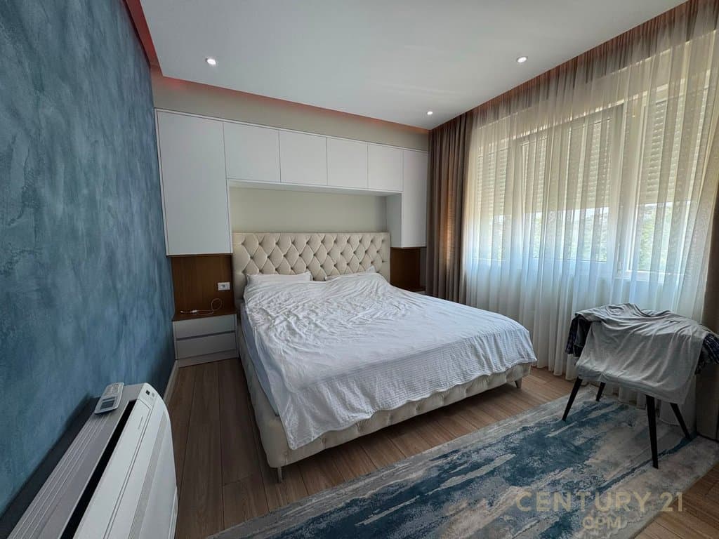 Super Apartament 3+1+2 ne shitje tek Liqeni i Thate, Kompleksi FZ! 330,000 € 4