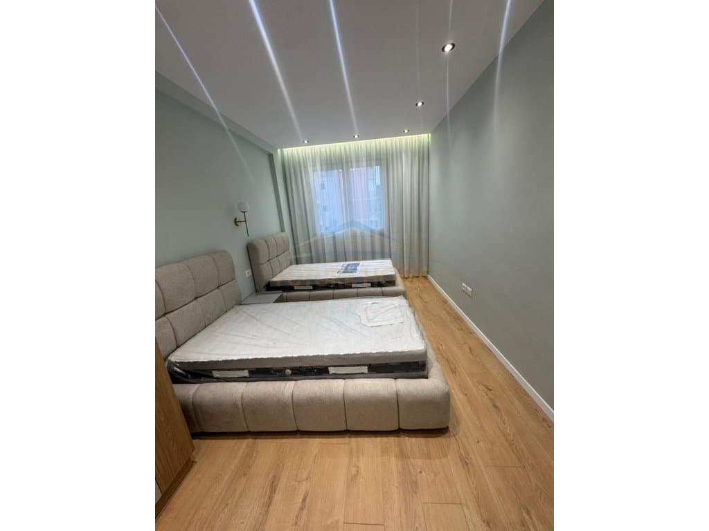 Shitet, Apartament 2+1, Misto Mame UNA73546 4