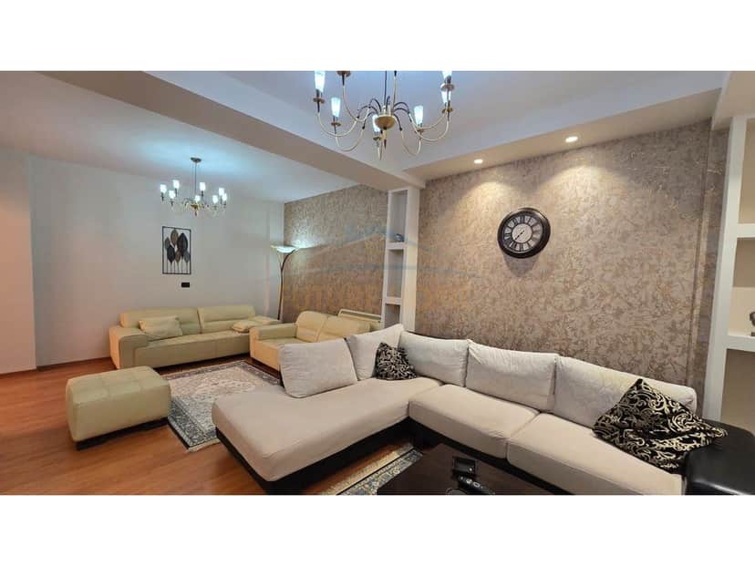 Shitet,Apartament 3+1+3 , Lagjia 29 Nentori, Fier. 1