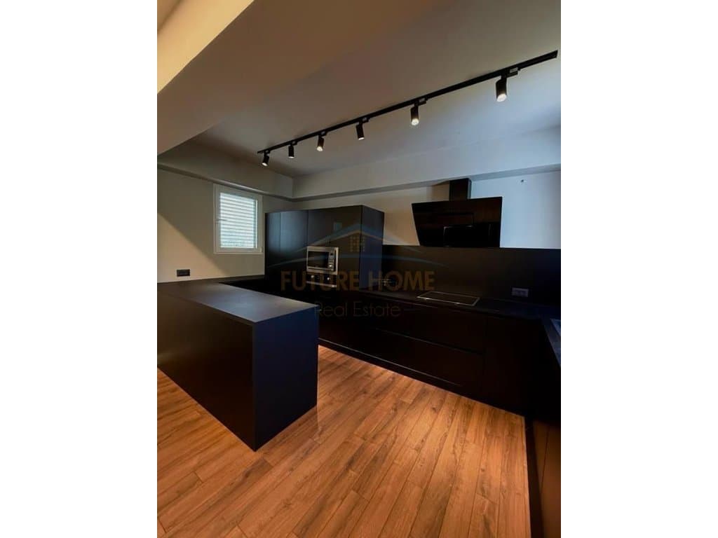 Shitet, Apartament 3+1+3 , Rezidenca Long Hill, Tiranë. 4