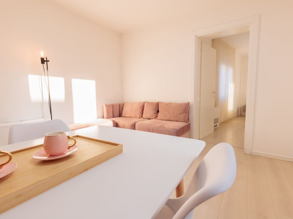 Shitet , Apartament 3+1, Rruga Mine Peza, Tiranë 2