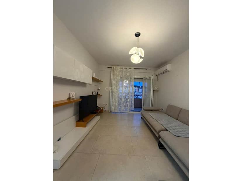 Apartament 1+1 për shitje në Ali Demi, Vlorë! 1