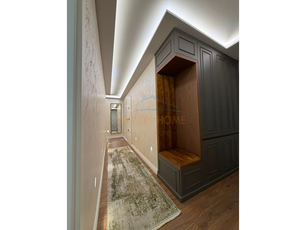 Shitet, Apartament 2+1+2, Blloku Gintash, Laprakë UNA72070 3