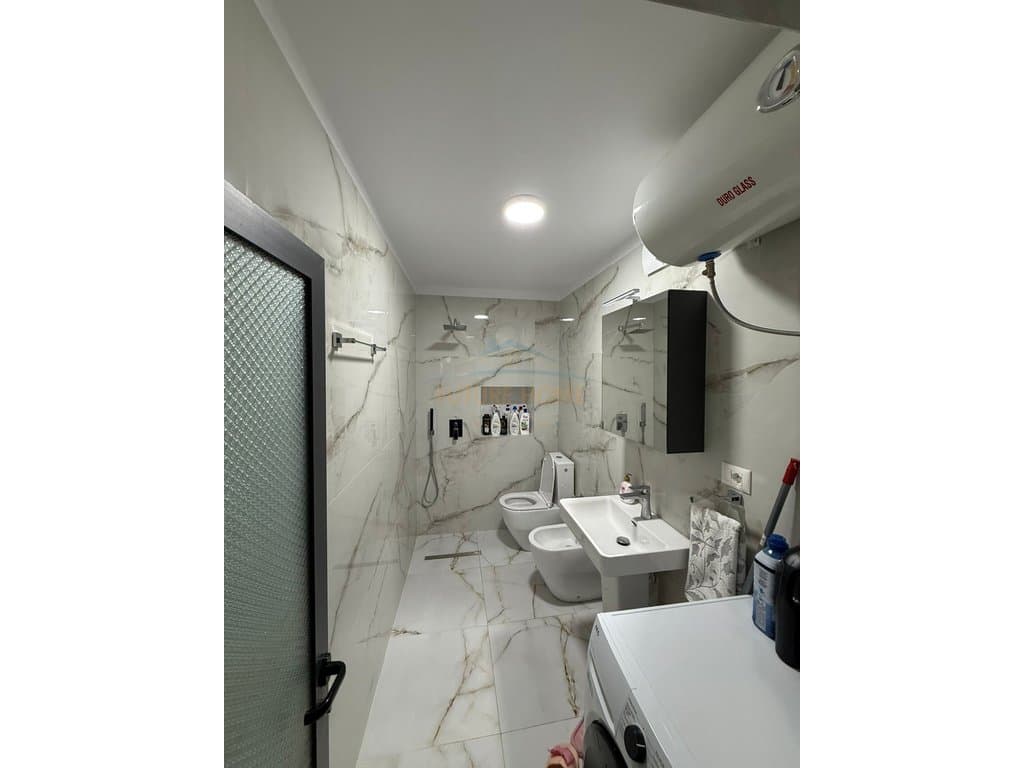 Apartament 2+1 ,Rruga Rinia ,Pogradec 5