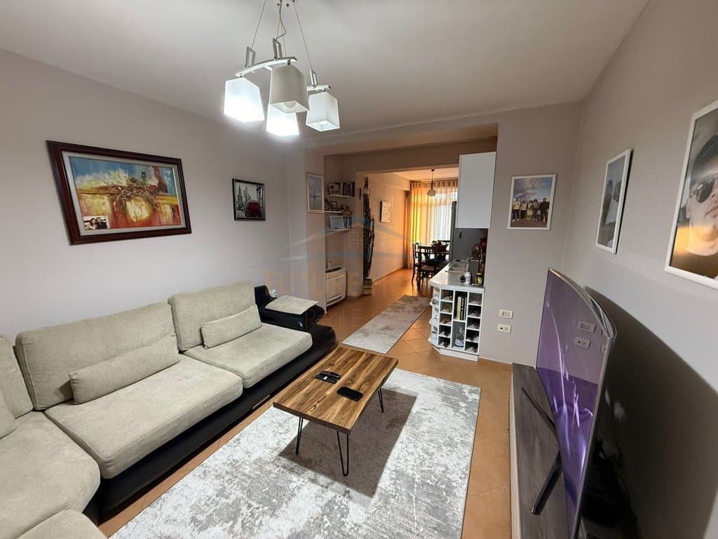 Apartament 2+1 ,Rruga Rinia ,Pogradec 1