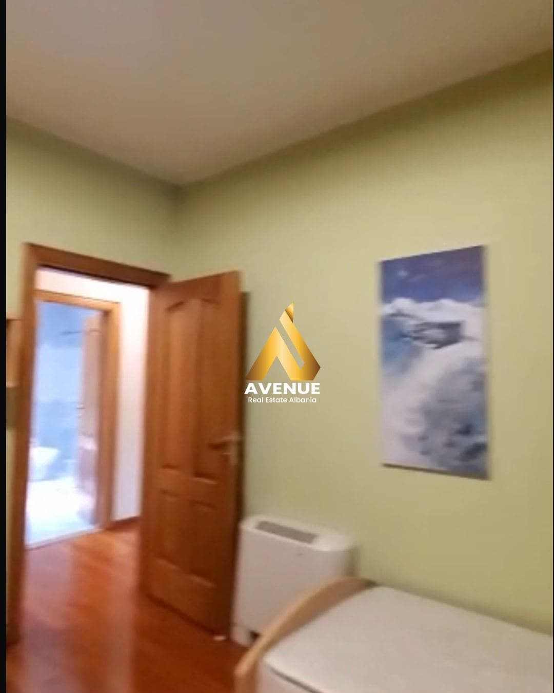 JEPET ME QIRA APARTAMENT 3+1 RRUGA E KOSOVARËVE, TIRANË 5